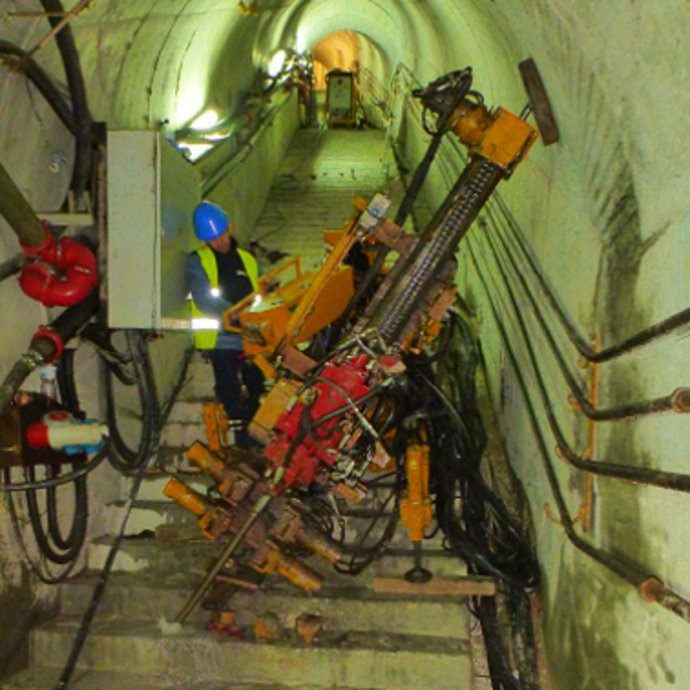 Arbeiten im Stollen